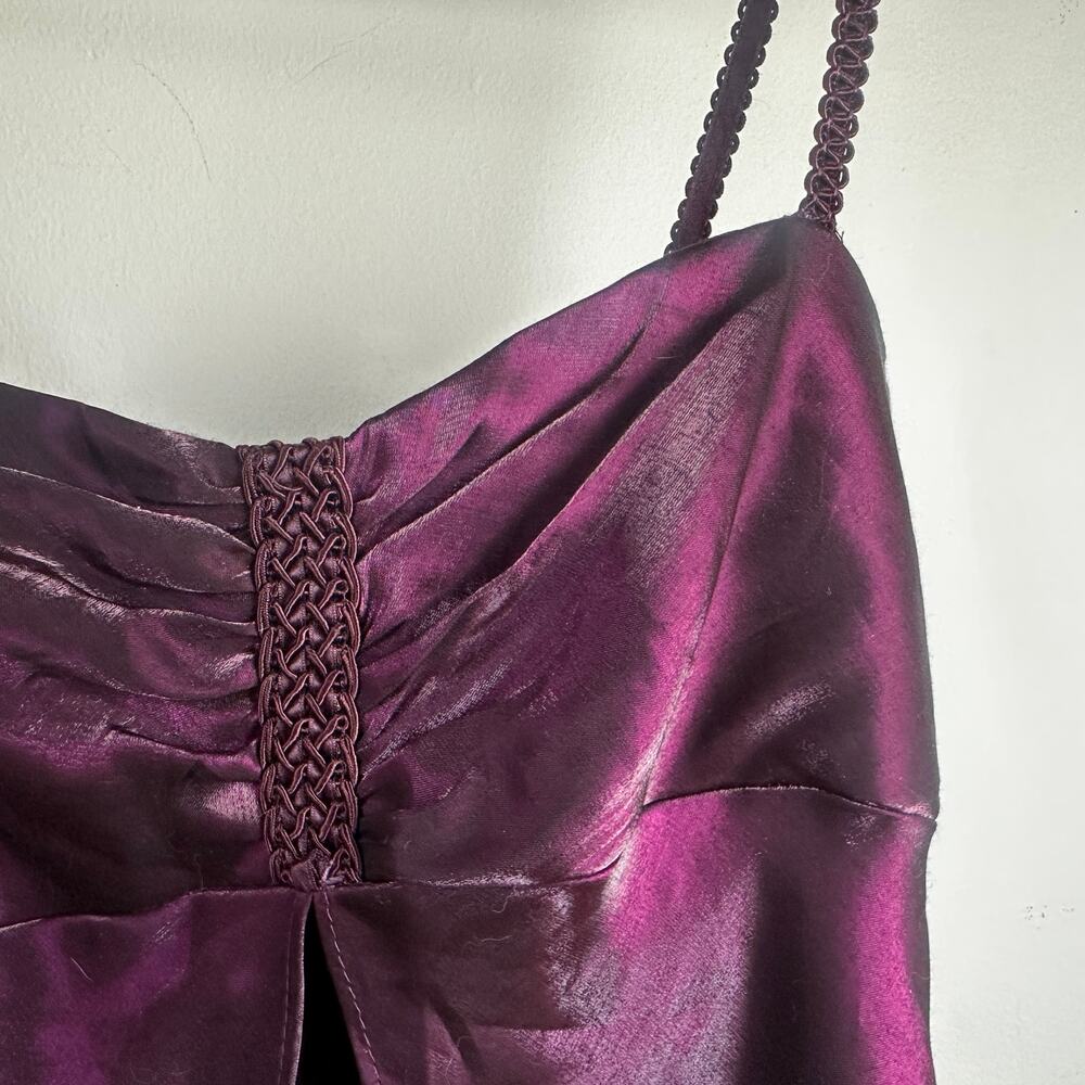 David's Bridal Women's Purple Dress Y2k purple whimsygoth gown Size 2